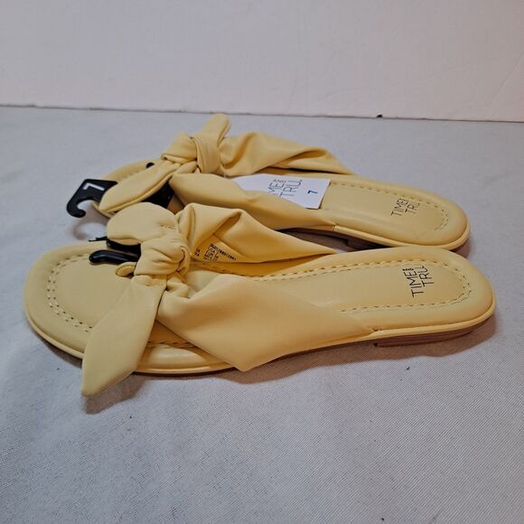 Time and Tru Bow Thong Sandals Women’s 7 Yellow Slip On Memory Foam Flipflops - Picture 2 of 8